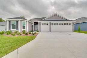 Pool Access and Screened Patio Home in The Villages